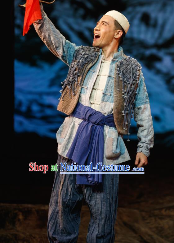 Flowers and Trumpeter Traditional Chinese Hui Nationality Stage Performance Blue Costumes and Headwear for Men