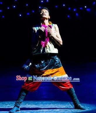 Chinese Happiness On The Way Zang Nationality Clothing Stage Performance Dance Costume for Men