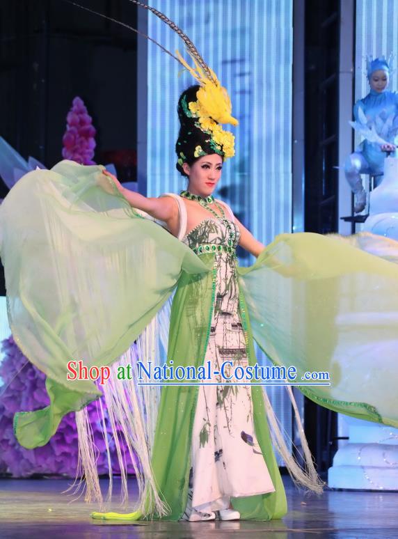 Chinese Night Of West Lake Classical Flower Dance Green Dress Stage Performance Costume and Headpiece for Women