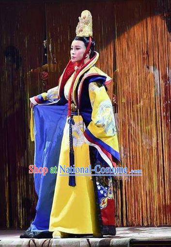 The Empress of China Ancient Tang Dynasty Royal Queen Golden Dress Stage Performance Dance Costume and Headpiece for Women