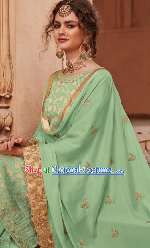 Asian Indian Punjabis Bride Green Blouse and Pants India Traditional Lehenga Choli Costumes Complete Set for Women