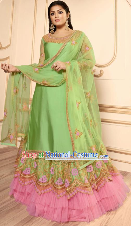 Asian India Traditional Lehenga Choli Costumes Indian Bollywood Embroidered Light Green Skirt and Blouse for Women