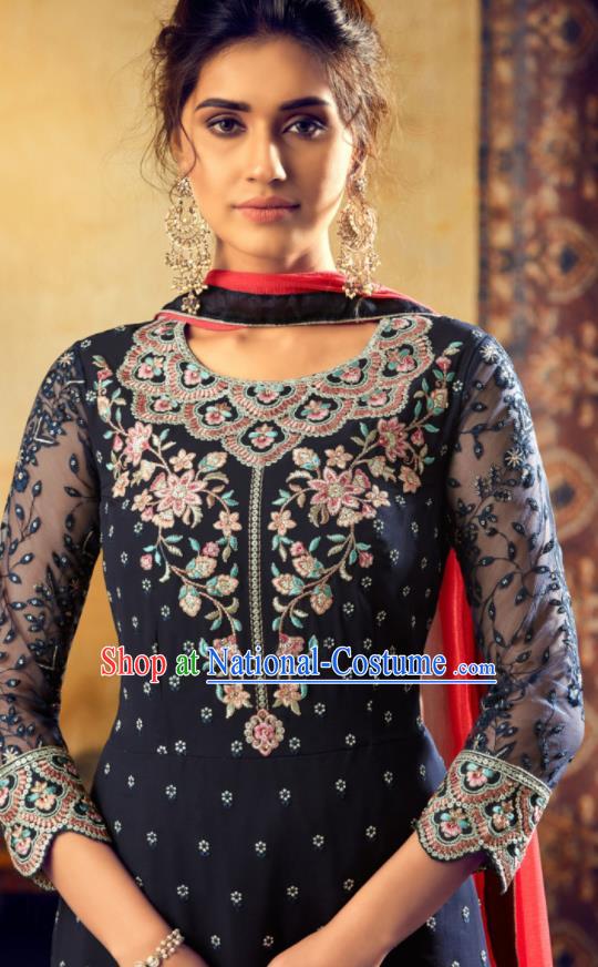 Asian Indian Punjabis Embroidered Navy Skirt and Blouse India Traditional Lehenga Choli Costumes Complete Set for Women