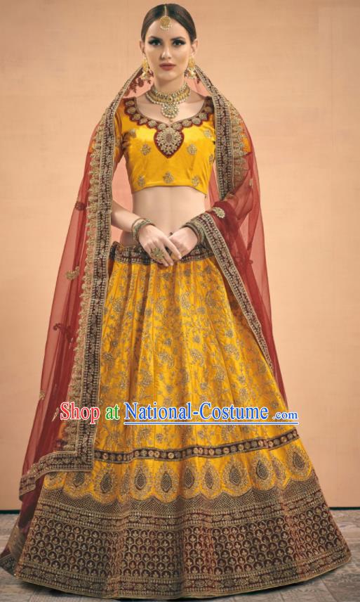 Asian Indian Bollywood Wedding Yellow Silk Dress India Traditional Bride Lehenga Costumes for Women