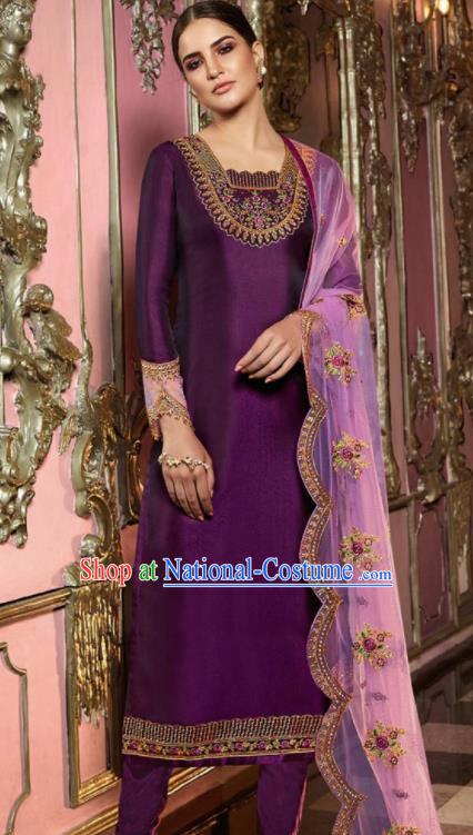 Asian Indian Punjabis Embroidered Purple Satin Blouse and Pants India Traditional Lehenga Choli Costumes Complete Set for Women