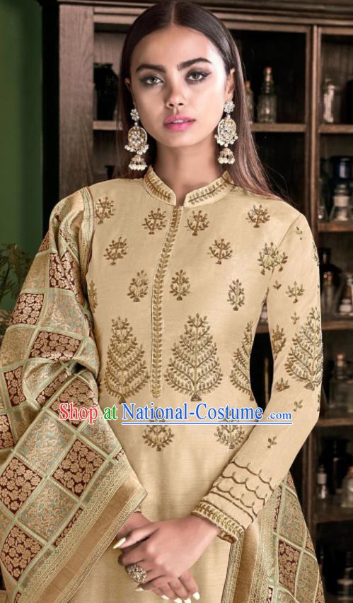 Asian Indian Punjabis Embroidered Ginger Tussar Silk Blouse and Pants India Traditional Lehenga Choli Costumes Complete Set for Women