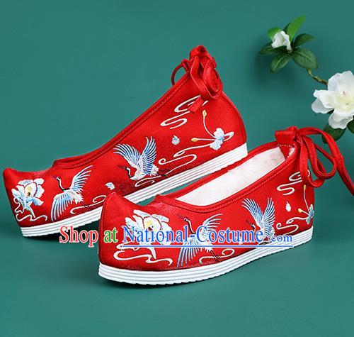 Chinese National Winter Embroidered Crane Red Brushed Shoes Traditional Hanfu Shoes Princess Shoes Opera Shoes for Women