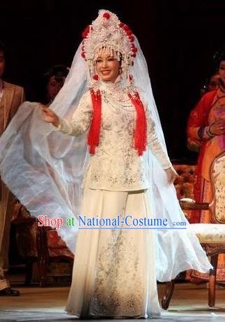 Chinese Unsurpassed Beauty Of A Generation Ancient Bride Wedding White Dress Stage Performance Dance Costume and Headpiece for Women