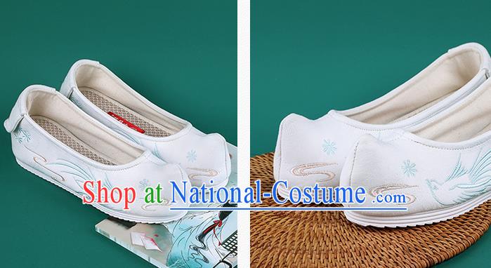 Chinese Traditional Embroidered Bird White Shoes Hanfu Shoes Princess Shoes for Women