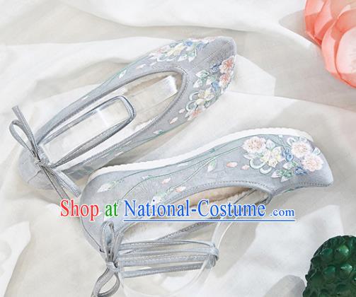 Traditional Chinese National Winter Shoes Embroidered Grey Shoes Hanfu Shoes for Women