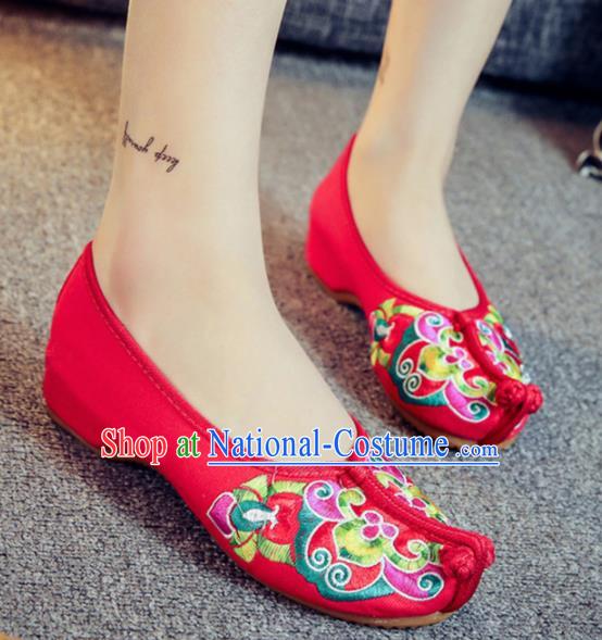 Traditional Chinese Old Beijing Embroidery Red Shoes National Embroidered Shoes Hanfu Shoes for Women