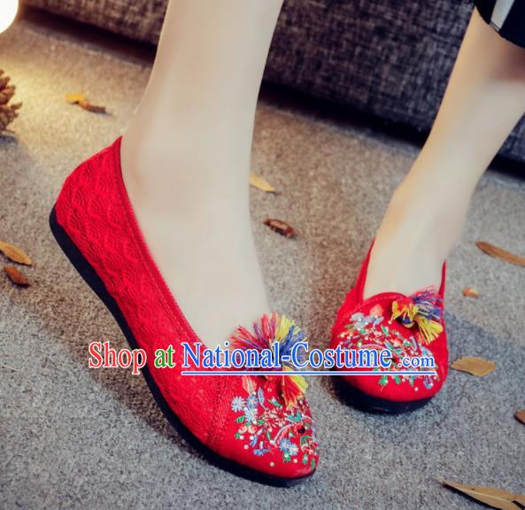 Traditional Chinese Red Shoes Embroidered Shoes Cloth Shoes for Women