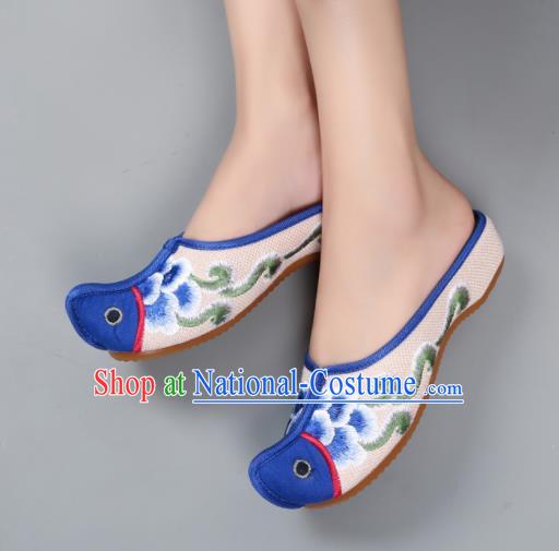 Traditional Chinese Fish Head Beige Shoes Embroidered Shoes Cloth Shoes for Women