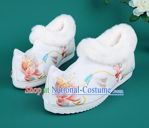 Chinese Traditional Embroidered Flowers Winter White Boots Hanfu Shoes Cloth Boots for Women