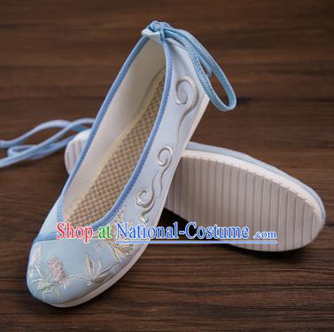 Traditional Chinese Handmade Hanfu Shoes Embroidered Butterfly Orchid Blue Shoes Cloth Shoes for Women