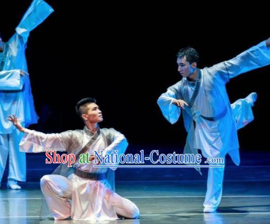 Dance Between Heaven and Earth Chinese Classical Dance White Clothing Stage Performance Dance Costume for Men