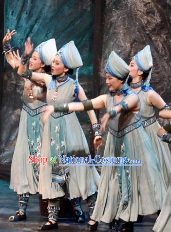 Drama Qian Yun Cliff Chinese Zhuang Nationality Dance Dress Stage Performance Costume and Headpiece for Women