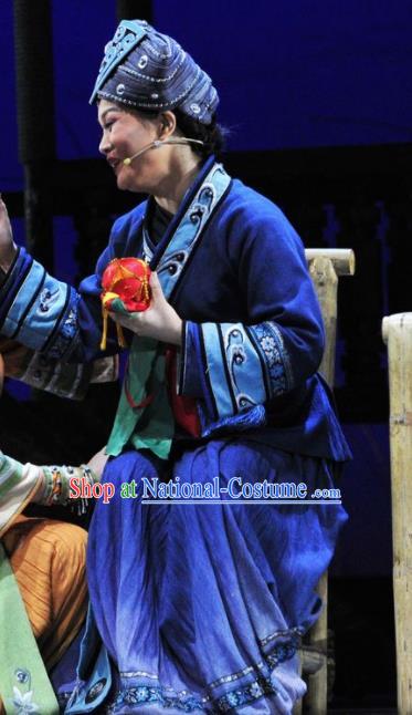 Drama Qian Yun Cliff Chinese Zhuang Nationality Old Female Blue Dress Stage Performance Costume and Headpiece for Women