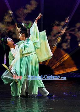 Return To the Three Gorges Chinese Classical Dance Green Dress Stage Performance Costume and Headpiece for Women