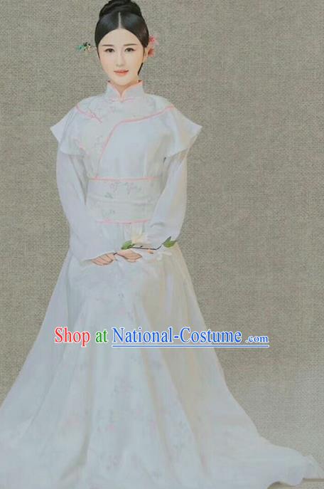 Chinese Ancient Aristocratic Lady Hanfu Dress Traditional Qing Dynasty Palace Princess Costume and Headpiece for Women