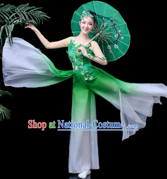 Traditional Chinese Folk Dance Costume Yanko Dance Green Clothing for Women