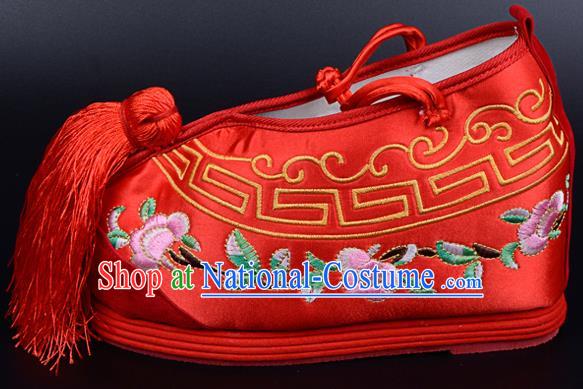 Professional Chinese Beijing Opera Bride Shoes Ancient Traditional Red Embroidered Shoes for Women