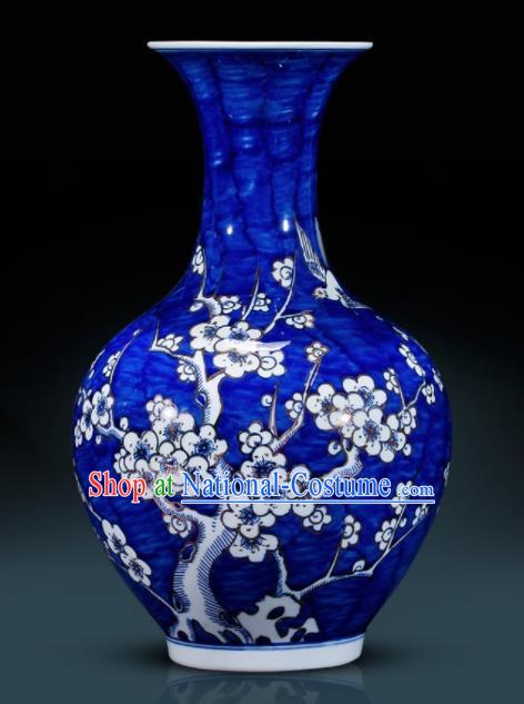 Chinese Jingdezhen Ceramic Handicraft Traditional Blue and White Porcelain Plum Blossom Vase