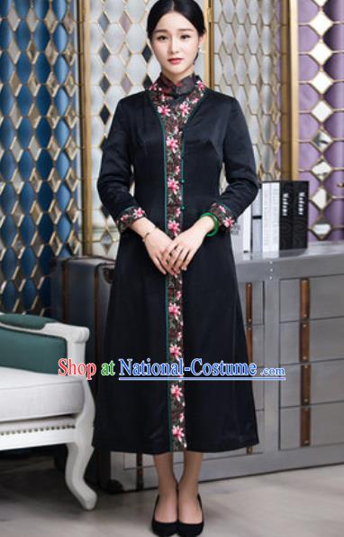 Chinese Traditional Tang Suit Black Silk Dust Coat National Costume Outer Garment for Women