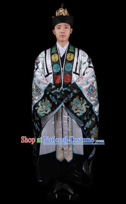 Chinese National Taoism Embroidered Dragons White Cassock Traditional Taoist Priest Rites Costume for Men