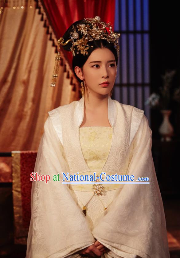 Chinese Ancient Drama Queen Dugu Northern Zhou Dynasty Imperial Concubine Embroidered Historical Costume and Headpiece for Women