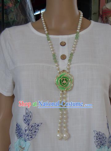 Chinese Traditional Ethnic Jewelry Accessories Green Rose Tassel Necklace for Women