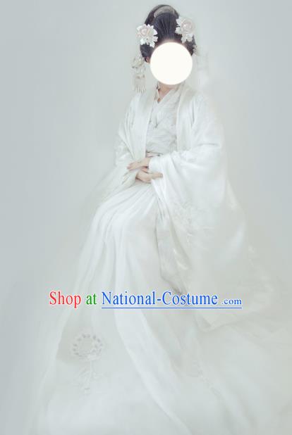 Chinese Traditional White Hanfu Dress Ancient Tang Dynasty Imperial Consort Embroidered Costume for Women