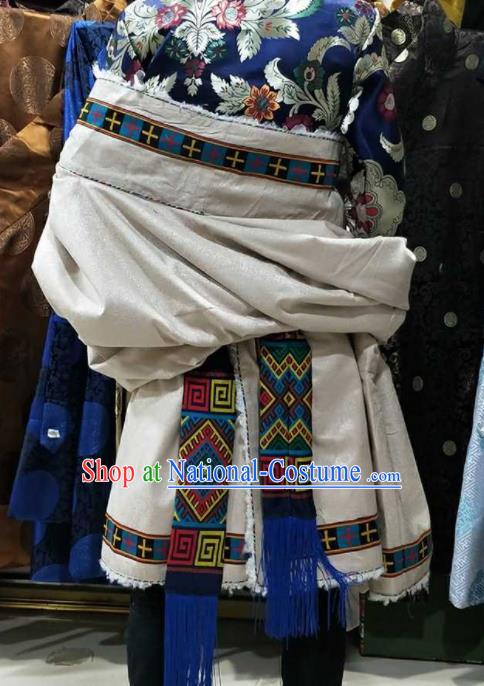 Chinese Traditional National White Tibetan Robe Zang Nationality Ethnic Folk Dance Costume for Men