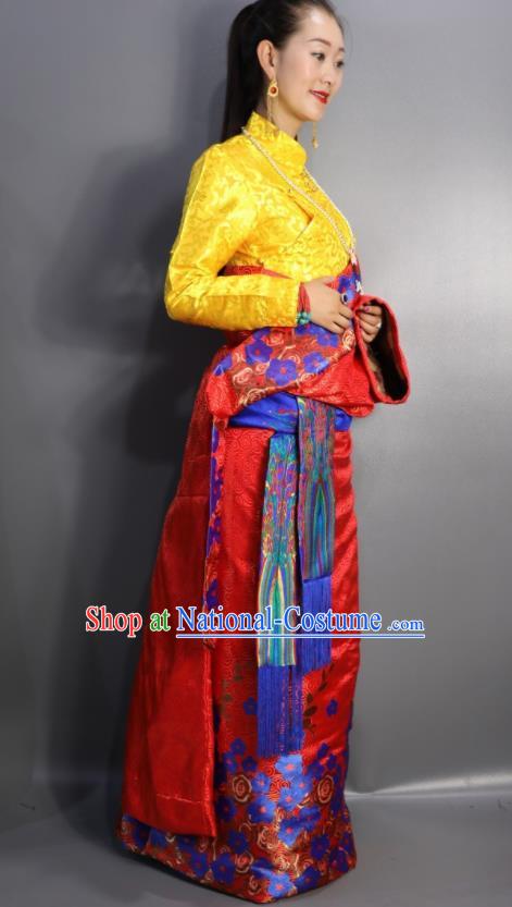 Chinese Traditional Tibetan National Ethnic Red Robe Zang Nationality Wedding Costume for Women