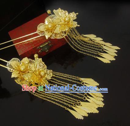 Chinese Ancient Bride Golden Tassel Hairpins Traditional Hanfu Step Shake Hair Accessories for Women