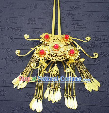 Chinese Ancient Bride Golden Hairpins Traditional Palace Hanfu Tassel Step Shake Hair Accessories for Women