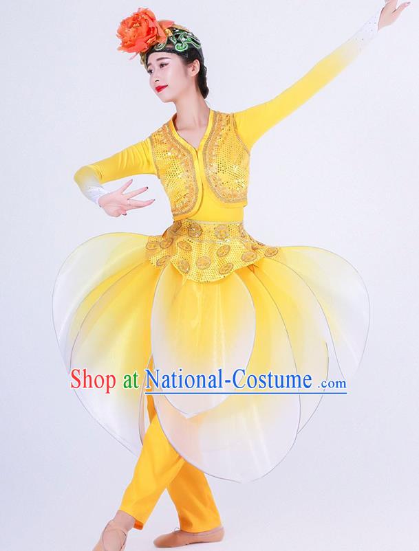 Chinese Folk Dance Yangko Stage Performance Yellow Costume Traditional Lantern Dance Clothing for Women