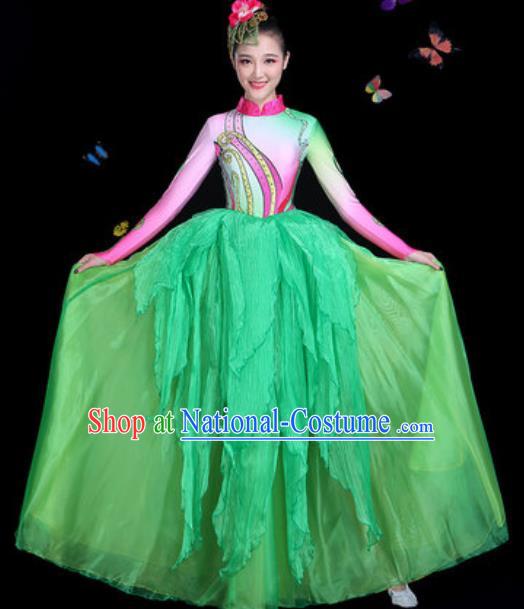 Chinese Traditional Classical Dance Green Dress Umbrella Dance Group Dance Stage Performance Costume for Women