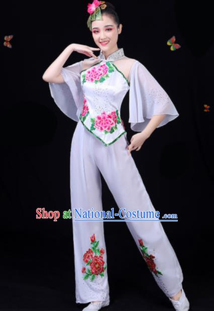 Traditional Chinese Yangko Embroidered White Clothing Folk Dance Fan Dance Stage Performance Costume for Women