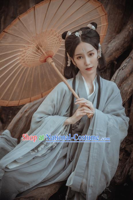 Chinese Traditional Ancient Female Swordsman Grey Hanfu Dress Jin Dynasty Court Princess Historical Costume for Women