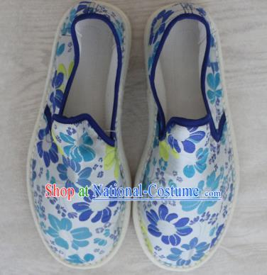 Chinese Handmade Printing Blue Flowers Cloth Shoes Traditional National Shoes Ancient Princess Hanfu Shoes for Women