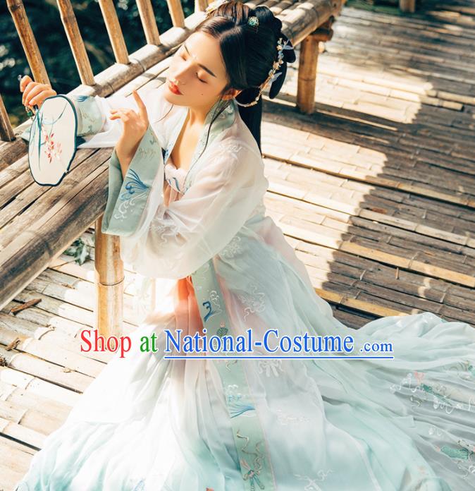 Chinese Traditional Song Dynasty Rich Lady Historical Costume Ancient Peri Embroidered Hanfu Dress for Women