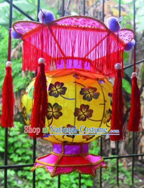 Chinese Handmade Yellow Palace Lanterns Traditional New Year Lantern Ancient Ceiling Lamp