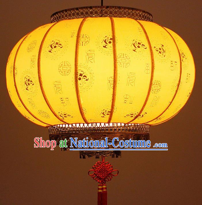 Chinese Traditional Yellow Palace Lantern Handmade New Year Lanterns Hanging Lamp