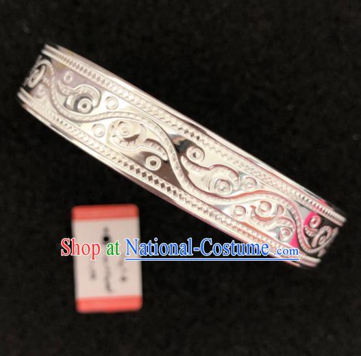 Traditional Chinese Mongol Nationality Sliver Carving Bracelet Mongolian Ethnic Bangle Accessories for Women