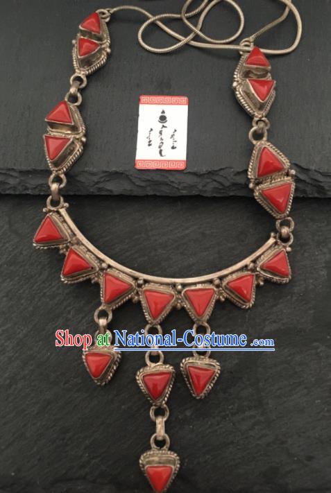 Chinese Mongol Nationality Palace Sliver Carving Necklet Accessories Traditional Mongolian Ethnic Necklace for Women