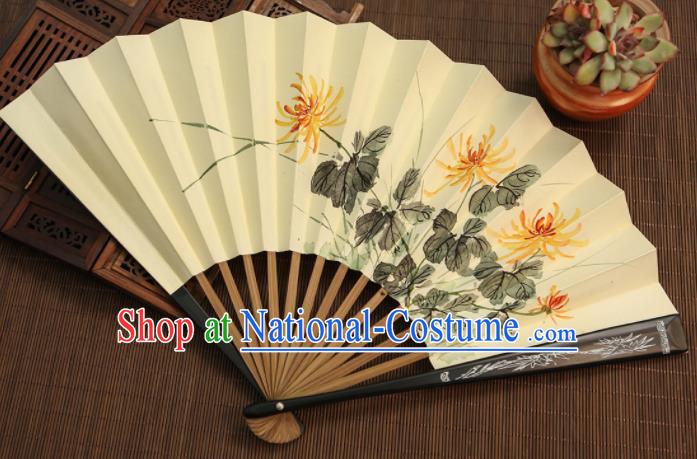 Chinese Traditional Handmade Ink Painting Chrysanthemum Paper Fans Classical Accordion Folding Fans for Women