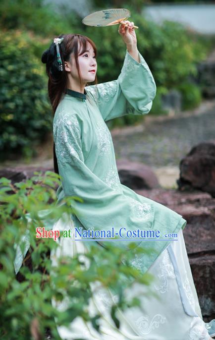 Chinese Ancient Ming Dynasty Nobility Lady Historical Costume Traditional Embroidered Hanfu Dress for Women