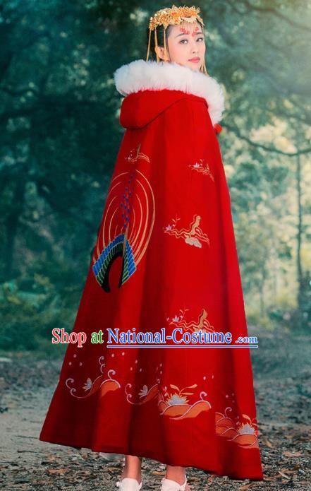 Ancient Chinese Ming Dynasty Historical Costume Traditional Palace Princess Embroidered Red Cloak for Women