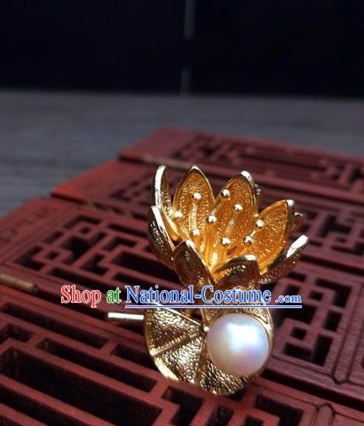 Traditional Chinese Ancient Palace Golden Lotus Brooch Handmade Hanfu Breastpin Pendant for Women